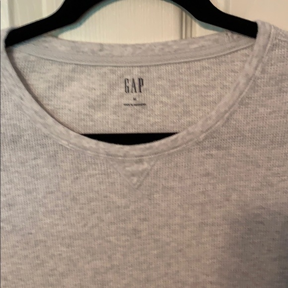 Gap shirt - Picture 2 of 2